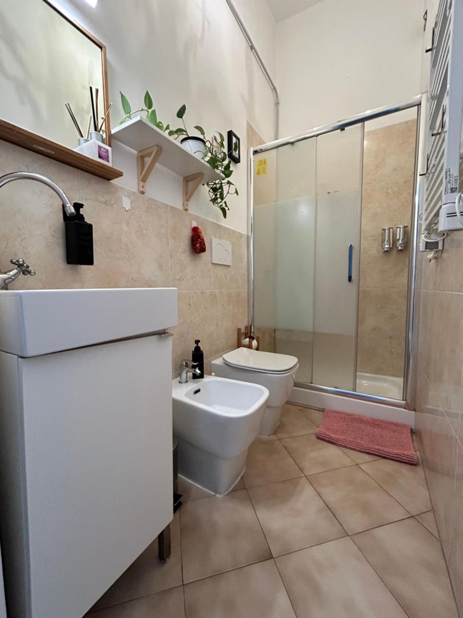 La Magnolia Bed & Breakfast Livorno Bagian luar foto