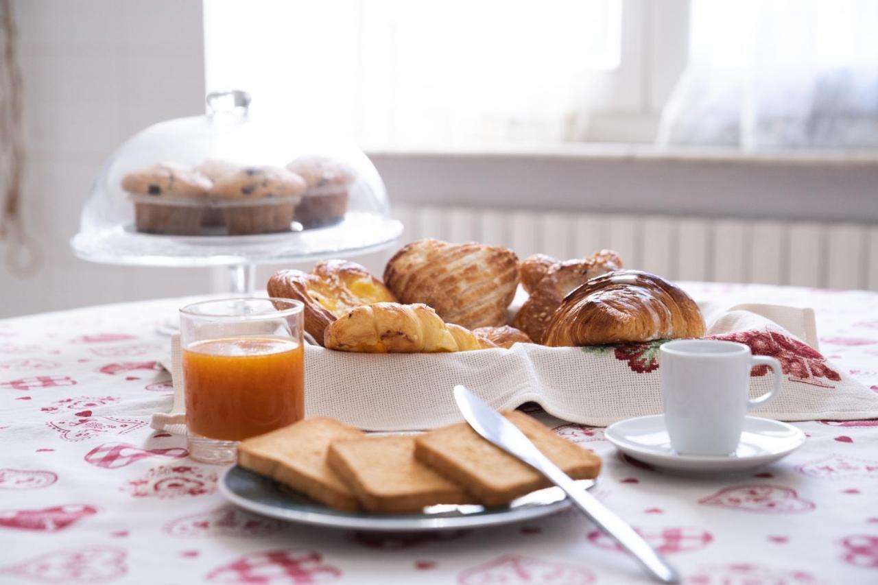 La Magnolia Bed & Breakfast Livorno Bagian luar foto
